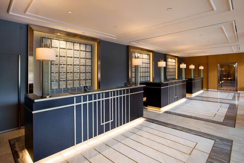 Hotel Millennium Hilton 5*